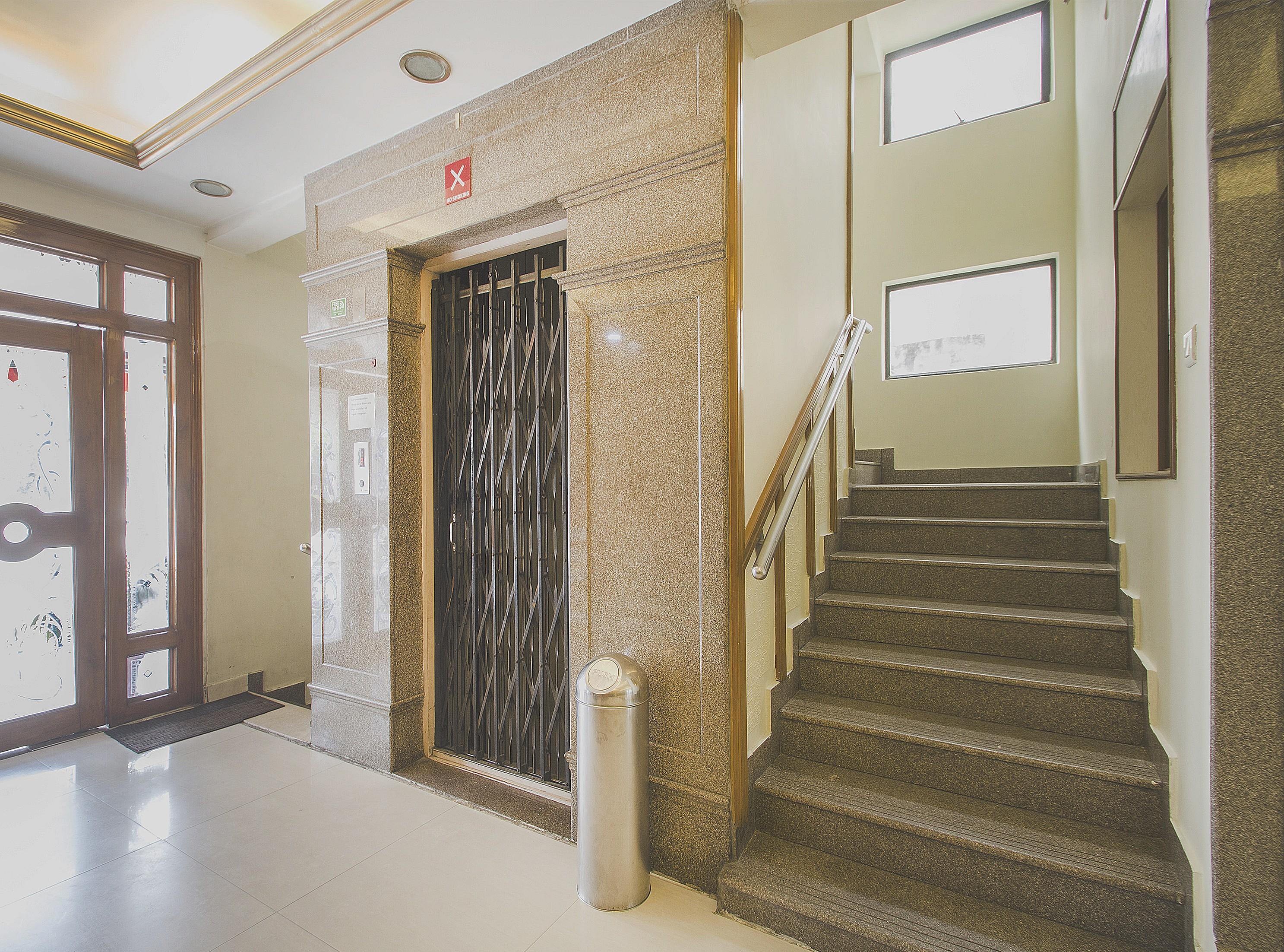 Hotel O Surya Residency Hyderabad Exterior foto