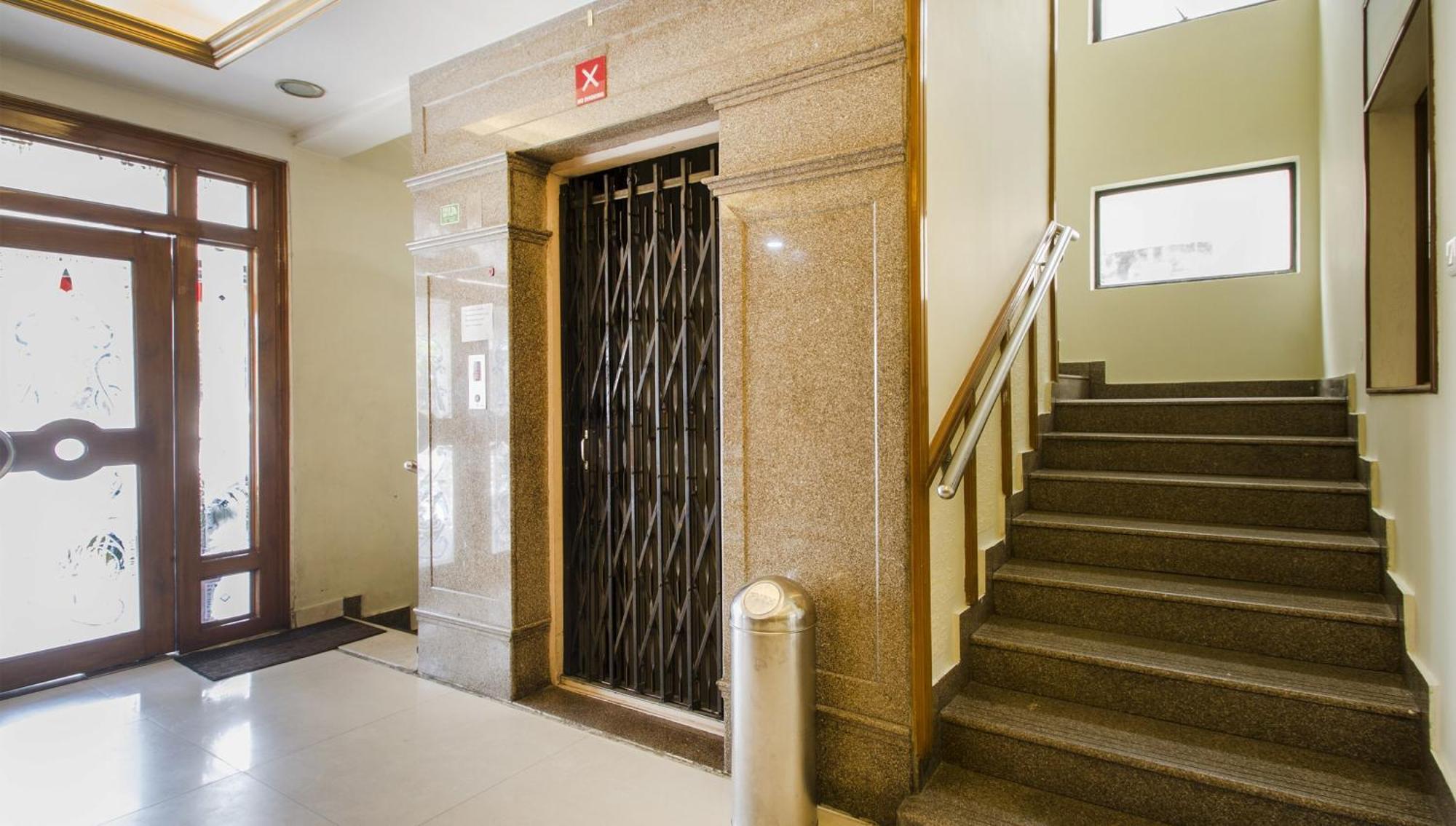 Hotel O Surya Residency Hyderabad Exterior foto